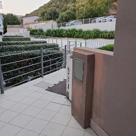 Apartment House